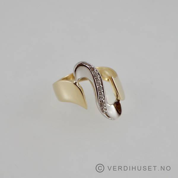 Hovedbilde Ring i 14 K hvitt og gult gull med blanke stener