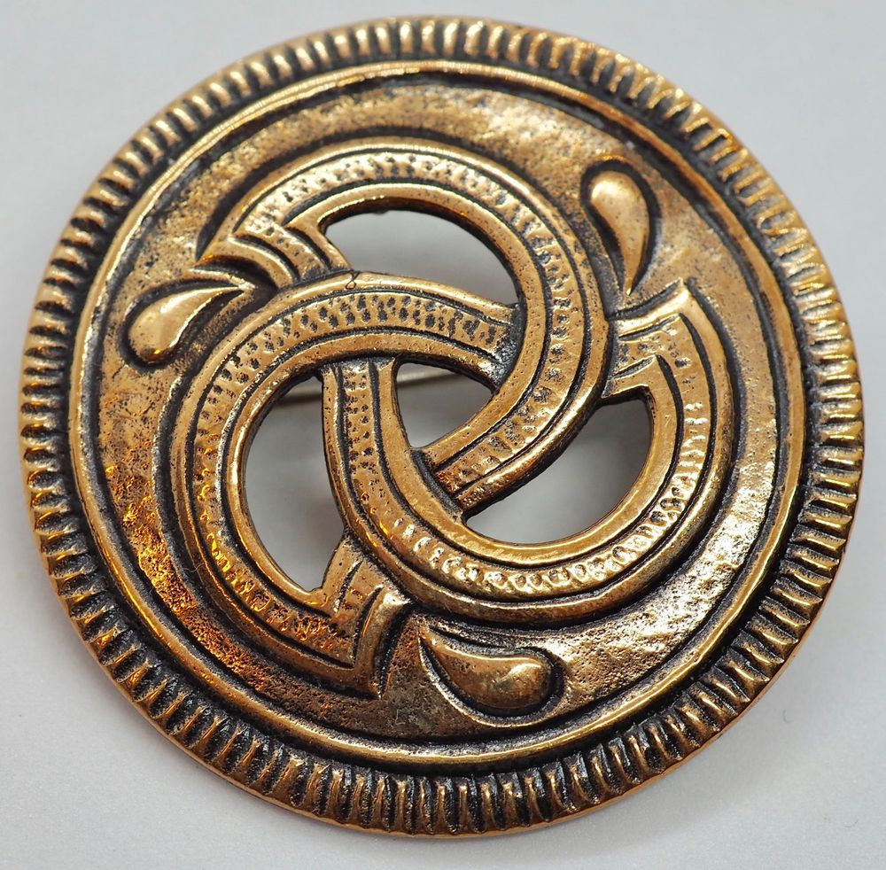 Anheng/Brosje i bronse - Snorre-serien - Sigmund Espeland