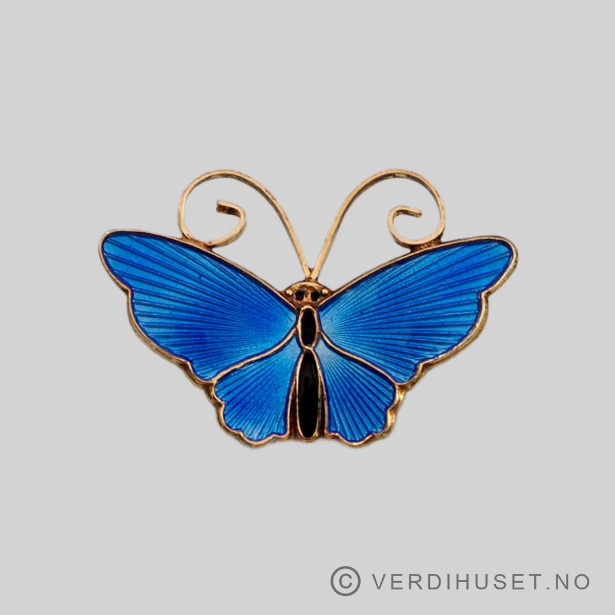 Brosje/Sommerfugl i forgylt sølv med blå og sort emalje - D-A