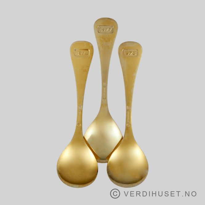Hovedbilde Georg Jensen forgylt skje med blomstermotiv og ...