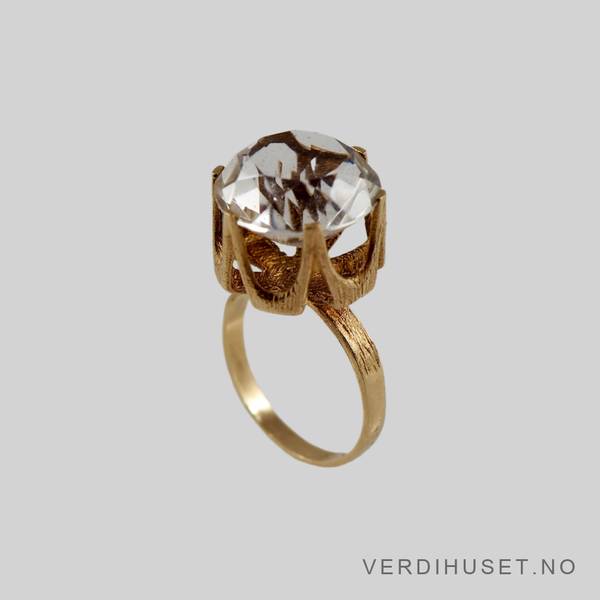 Hovedbilde Ring i 14 K gull med stor blank sten