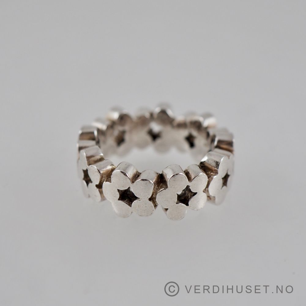 Massiv ring i sølv