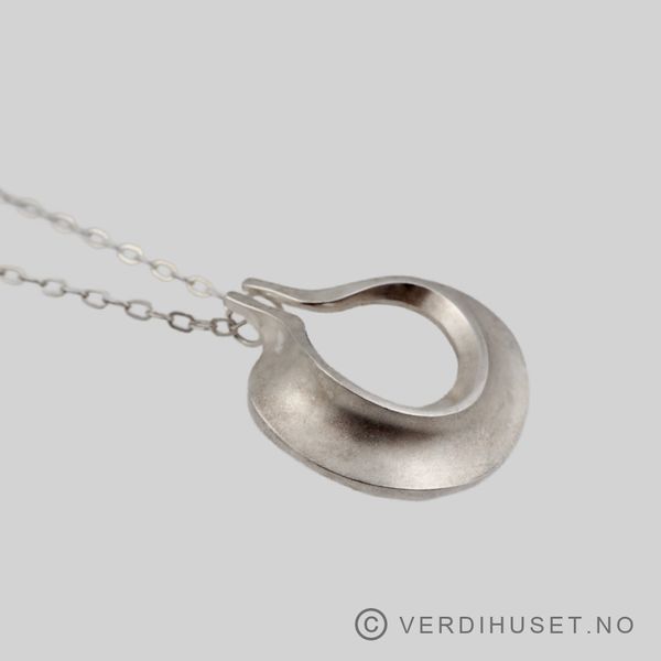 Hovedbilde Anheng i sølv - E. Chrisophersen