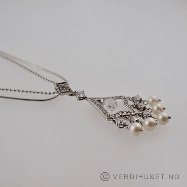 Hovedbilde Halssmykke i sølv med perler og blanke stener