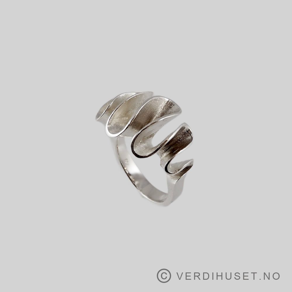 Massiv ring i sølv