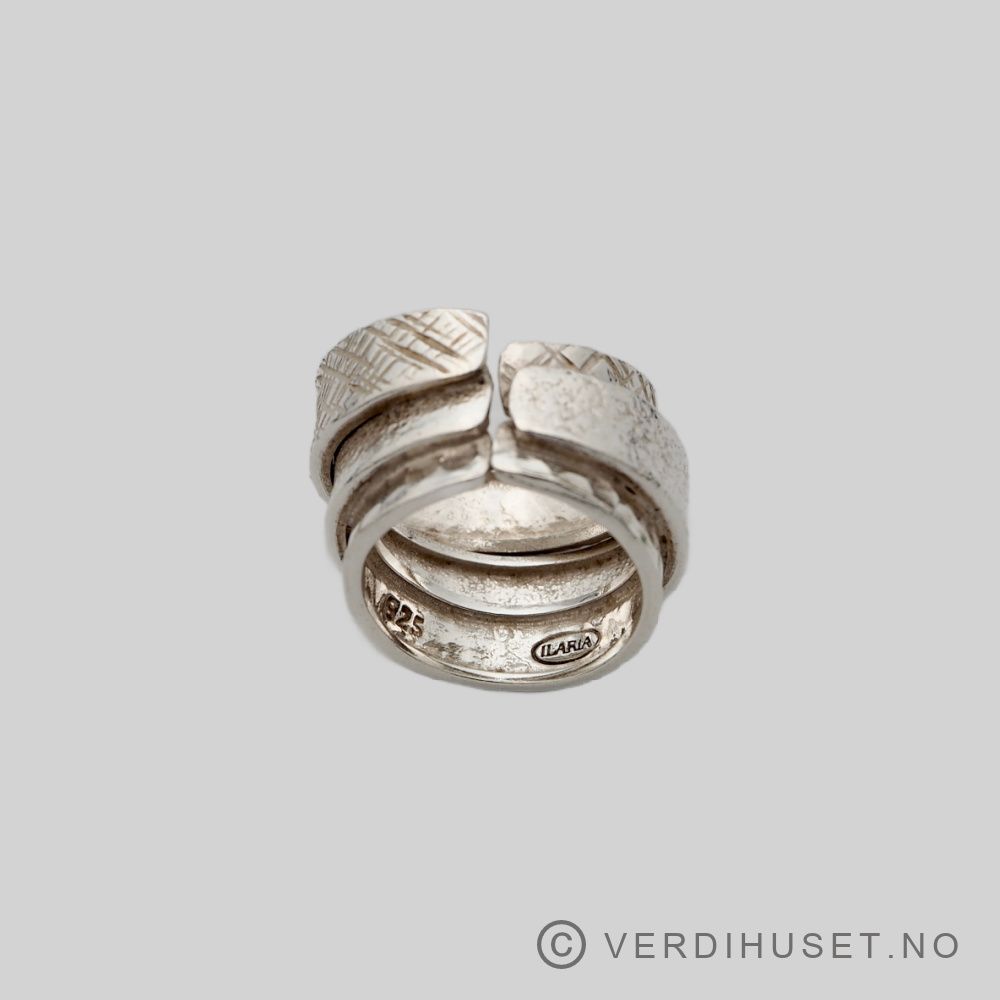 Ring i sølv