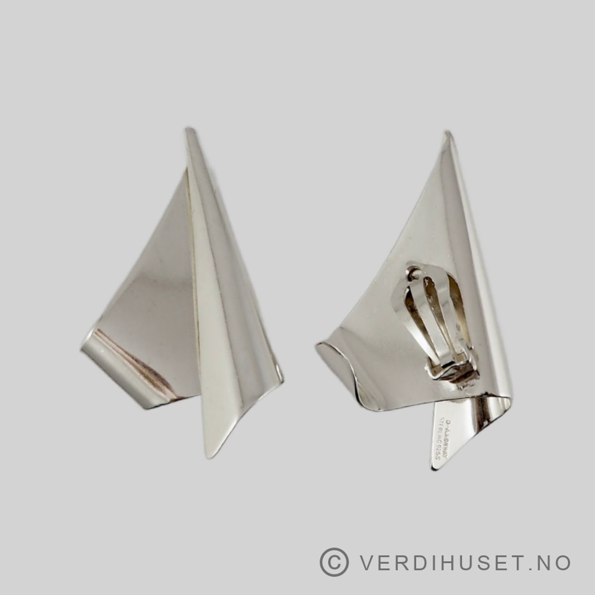 Øreklips i sølv - D-A