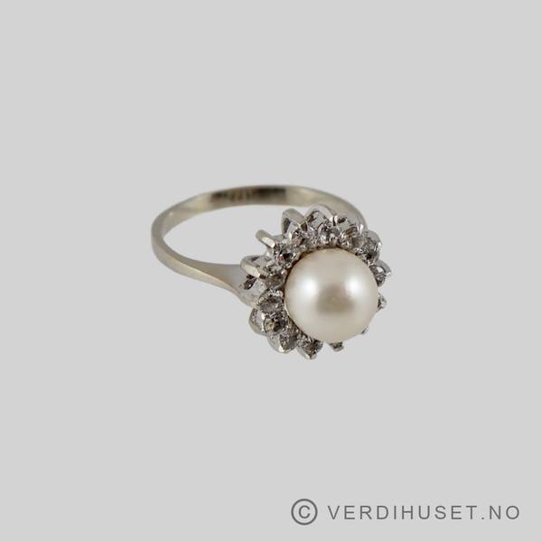 Hovedbilde Ring i 18 K hvitt gull med perle og blanke stener
