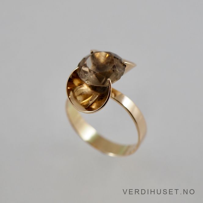 Hovedbilde Ring i 14 K med grå/blank sten