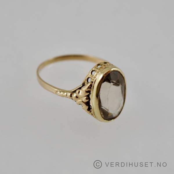 Hovedbilde Ring i 14 K gull med grå sten